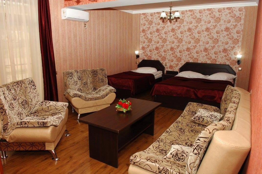 Hotel Grand Palace Akhaltsikhé Extérieur photo