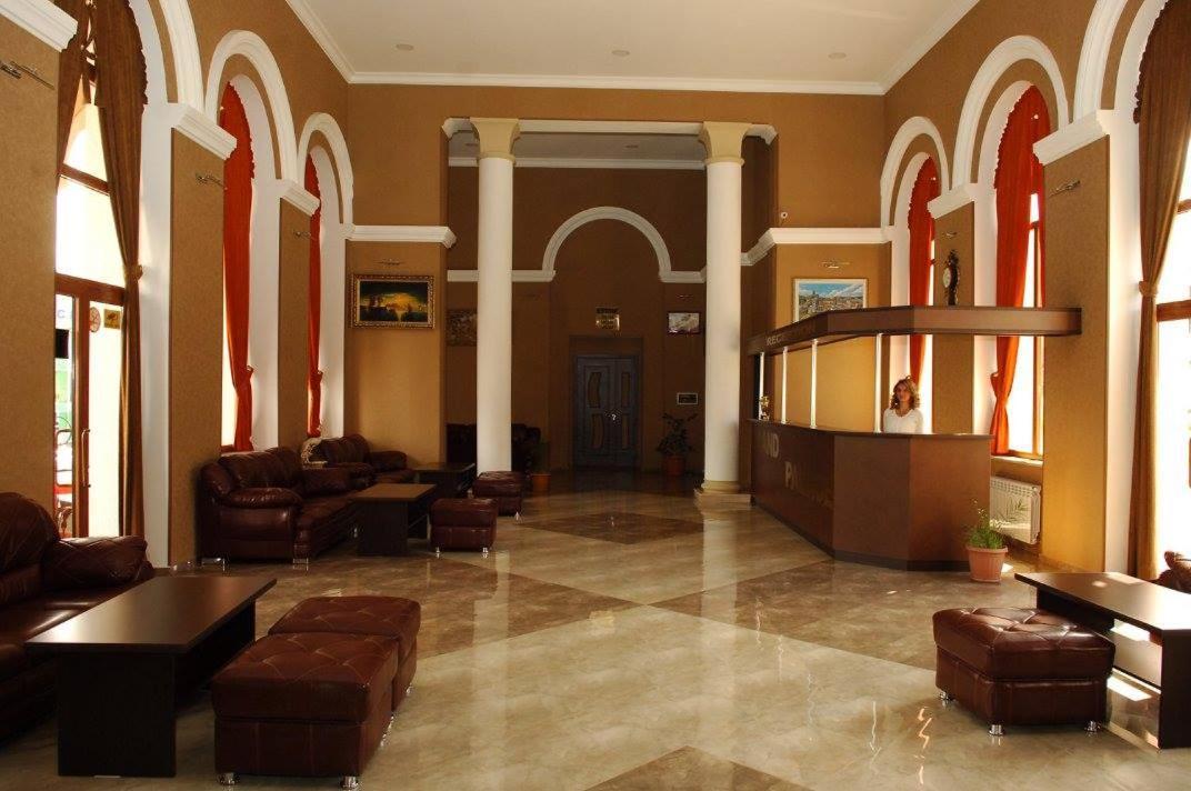 Hotel Grand Palace Akhaltsikhé Extérieur photo