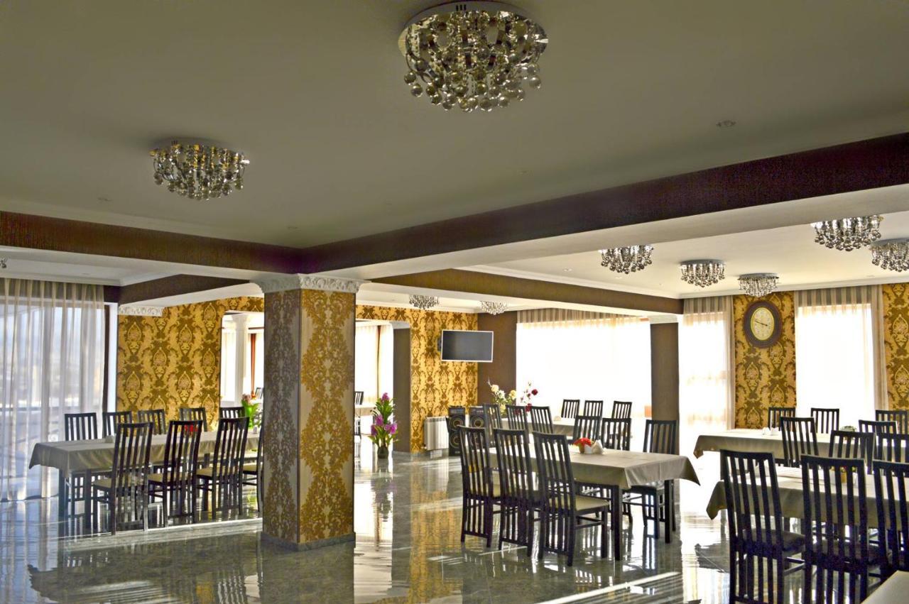 Hotel Grand Palace Akhaltsikhé Extérieur photo